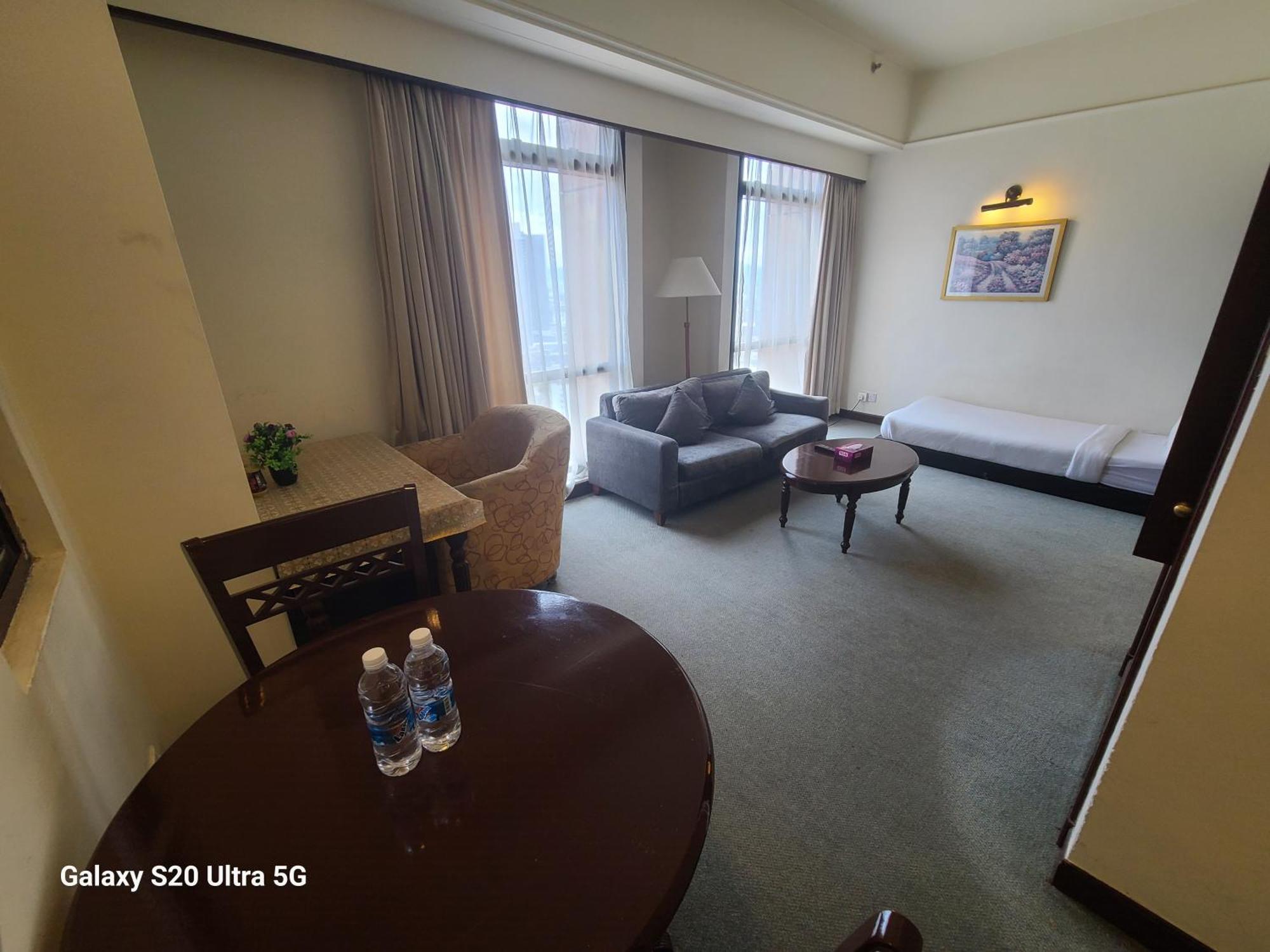Kl Time Square Hotal Sarvice Suite Kuala Lumpur Bagian luar foto